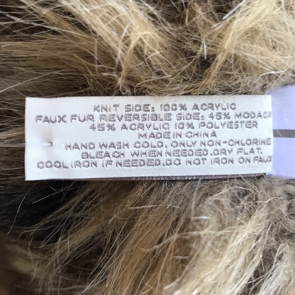 Loft Faux Fur Collar / Scarf - Picture 6 of 8